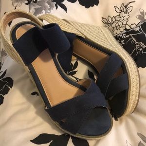Wedge sandals